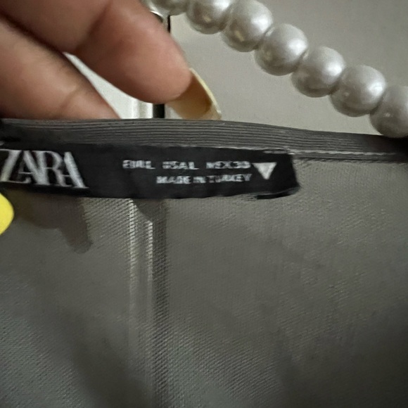 ⭐️Zara Sage Green Long Sleeve Mesh Blouse - Picture 5 of 6